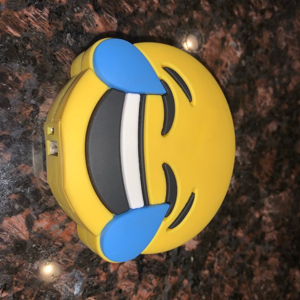 Emoji portable charger
